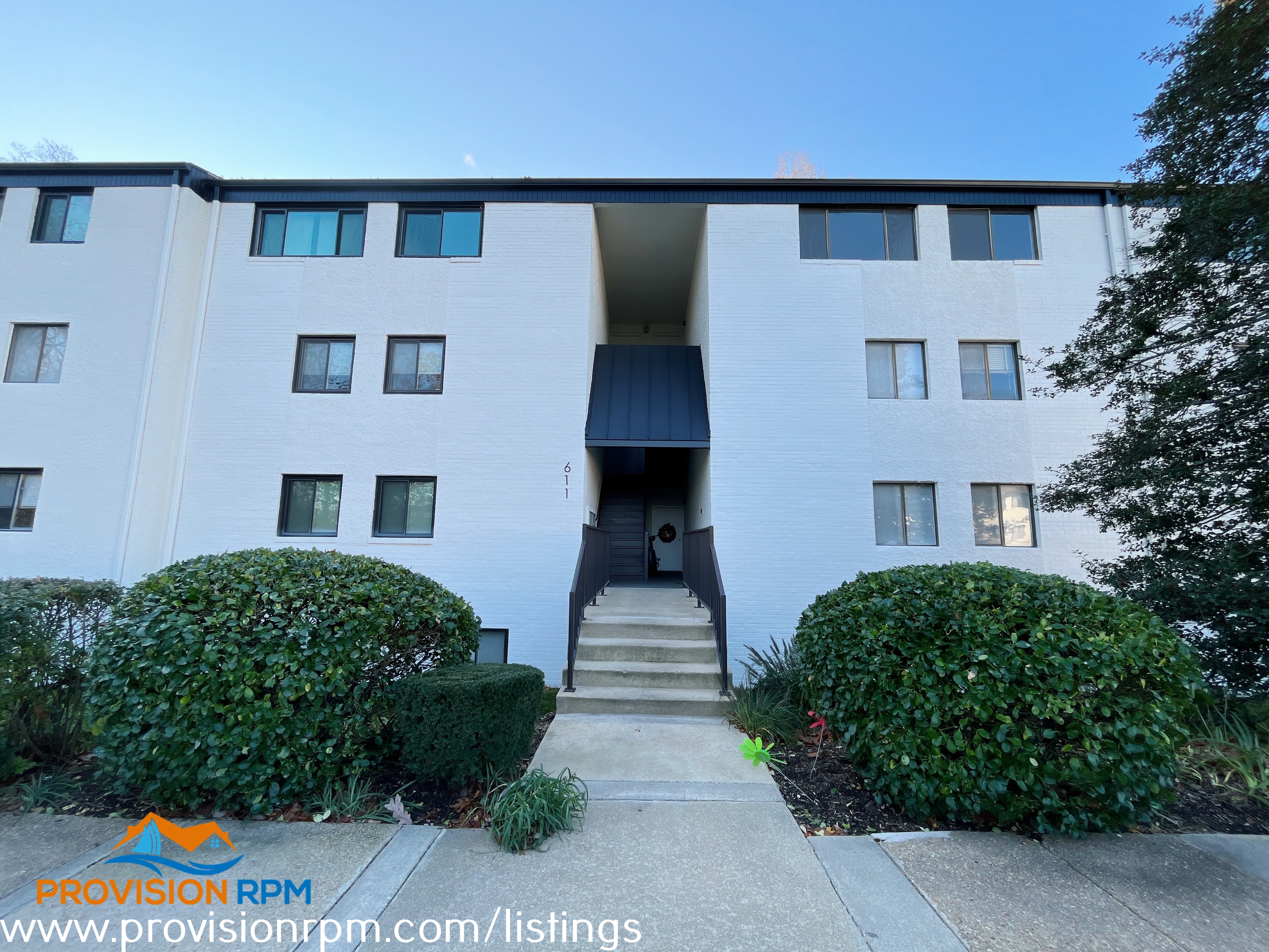 611 Oakland Hills Court - 402